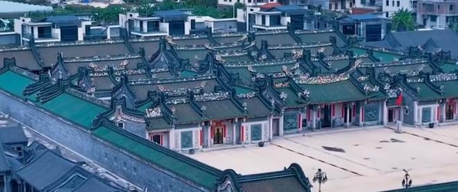 ”：耗资上亿元半天夷为平地拆除曝光开元棋牌网站汕头违建豪宅“英之园(图3)