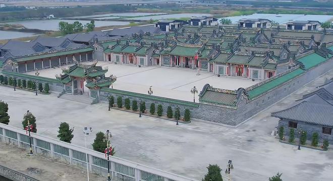 ”：耗资上亿元半天夷为平地拆除曝光开元棋牌网站汕头违建豪宅“英之园(图18)