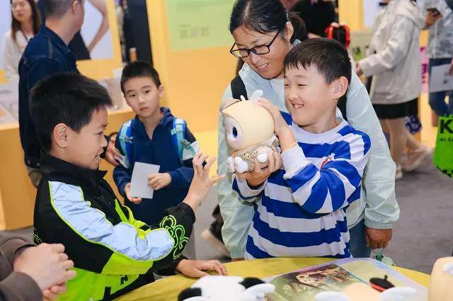 ！奇多多 AI 学伴：陪伴是标配实用才是核心开元棋牌app早教机推荐｜WTCC 焦点款(图10)