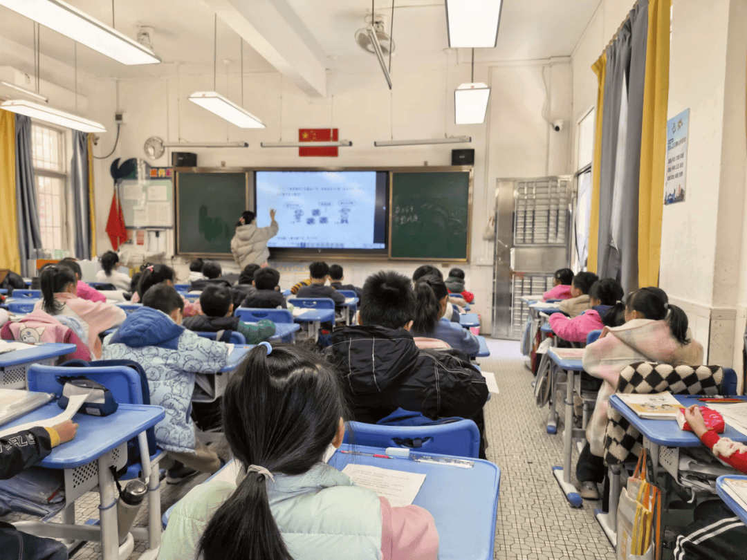 海周迹（202614-202619）第58期开元棋牌《解密儿童行为》：做扎根的父母·鉴(图2)