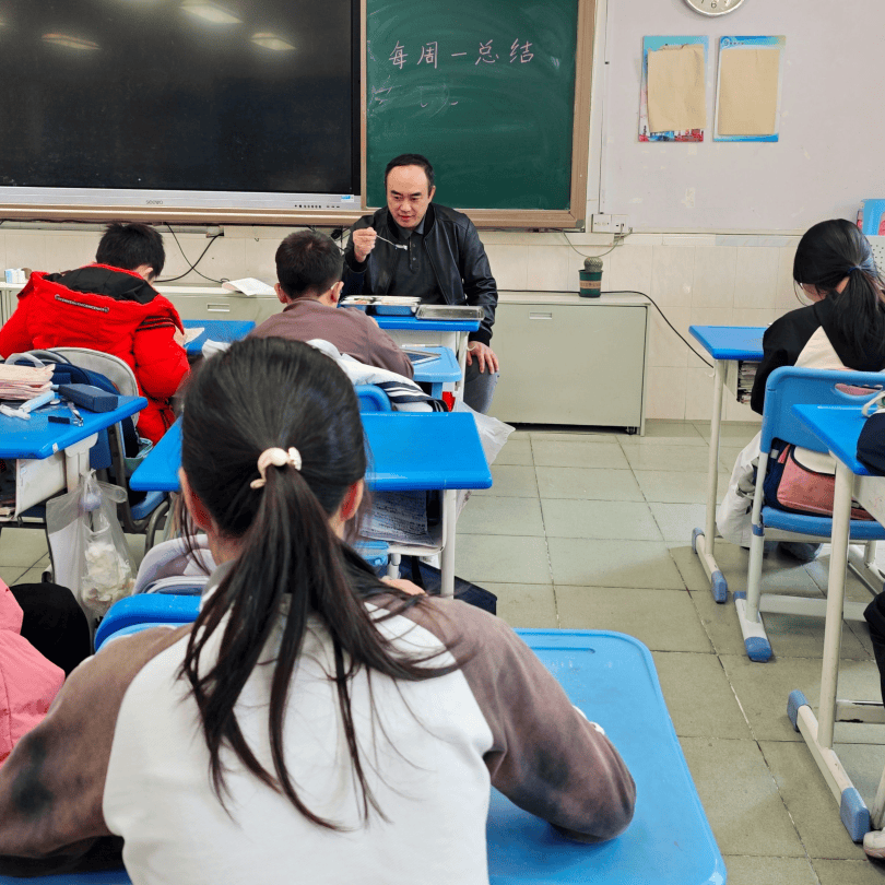 海周迹（202614-202619）第58期开元棋牌《解密儿童行为》：做扎根的父母·鉴(图6)